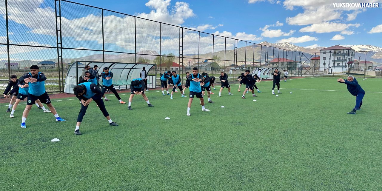 Yüksekova Belediyespor play-off hazırlıklarını sürdürüyor: Hedef BAL Ligi