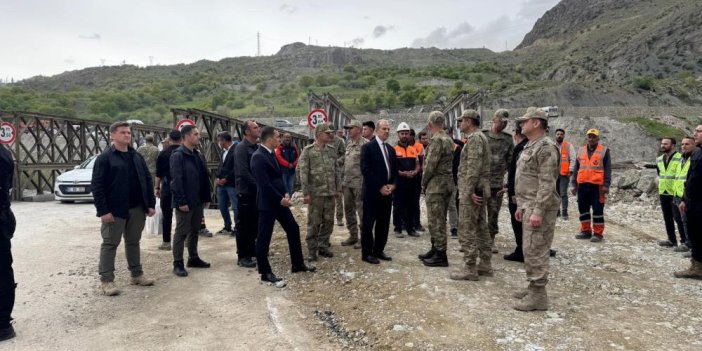 2. Ordu Komutanı Topaloğlu Hakkari yolundaki çalışmaları inceledi