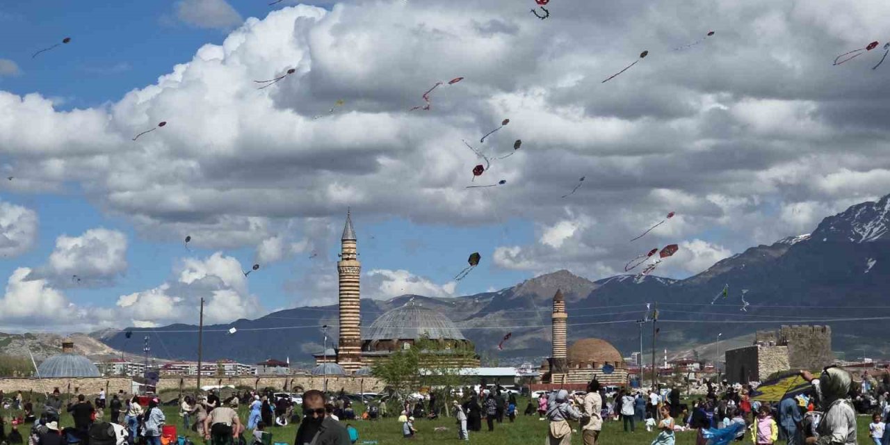 Van’da gökyüzü şöleni