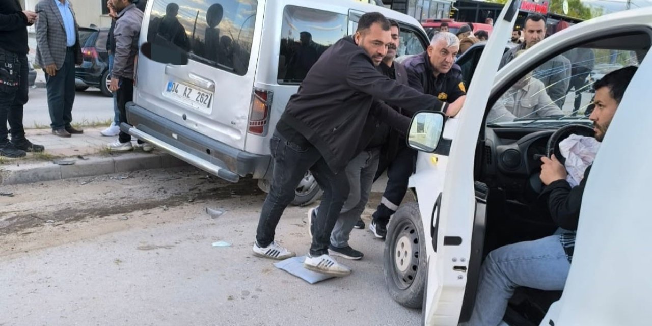 Van’da kaza: 3 yaralı