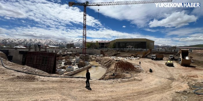 Yüksekova’da 100 yataklı devlet hastanesi için çalışmalar yeniden başladı