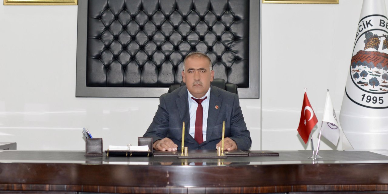 Derecik Belediyesi’nde Rahim Can göreve başladı