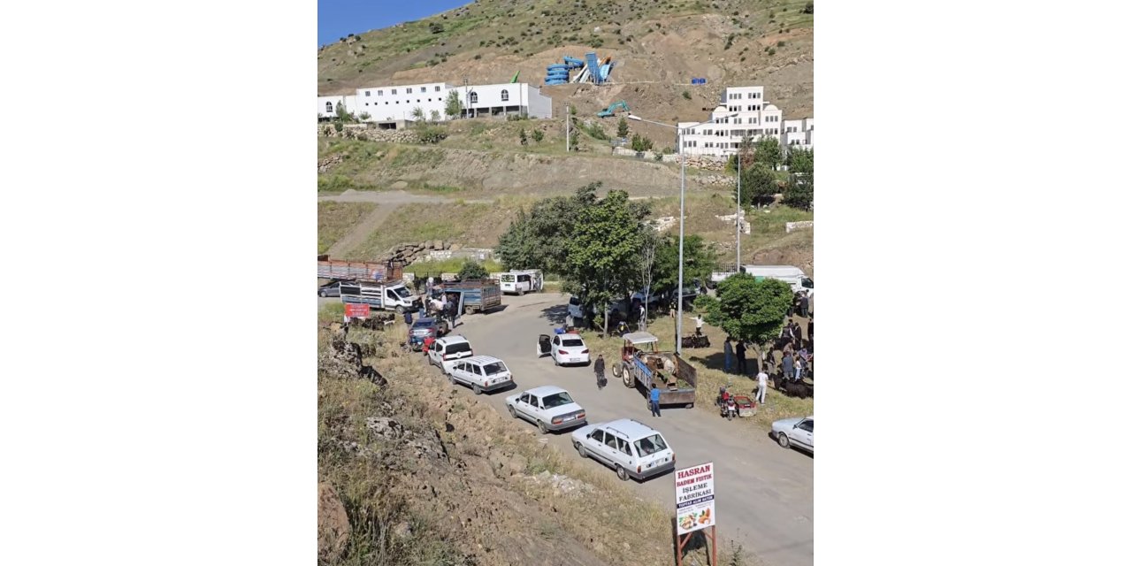 Çermik’te hayvan pazarı kuruldu