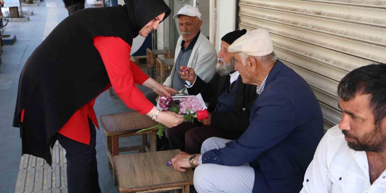 Diyarbakır’da bayram dayanışması sokaklara yansıdı