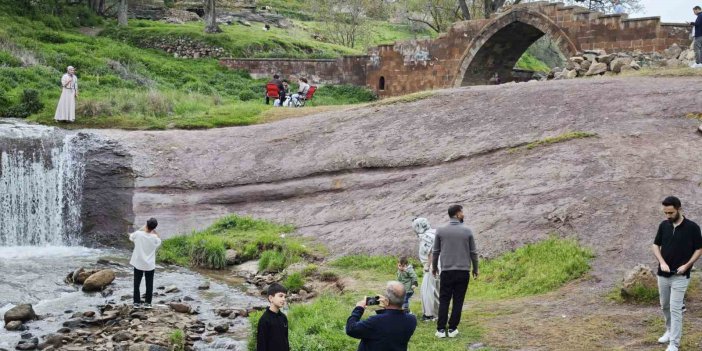 Bayram tatilinde Ahlat’a yoğun ilgi