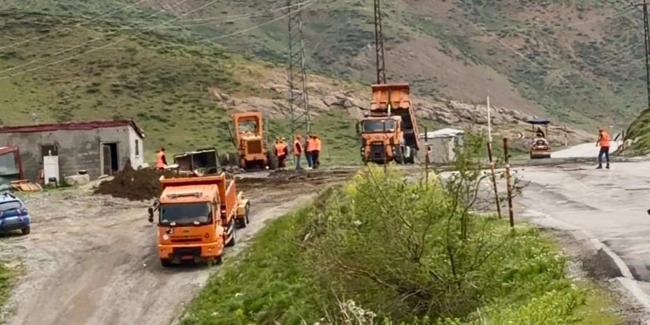 Şemdinli-Yüksekova yolundaki kontrol noktaları kaldırıldı