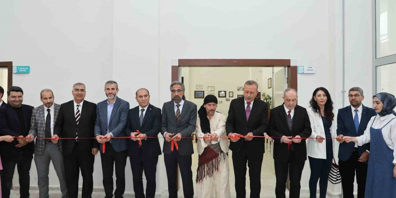 BEÜ’de el sanatları sergisi ilgi gördü