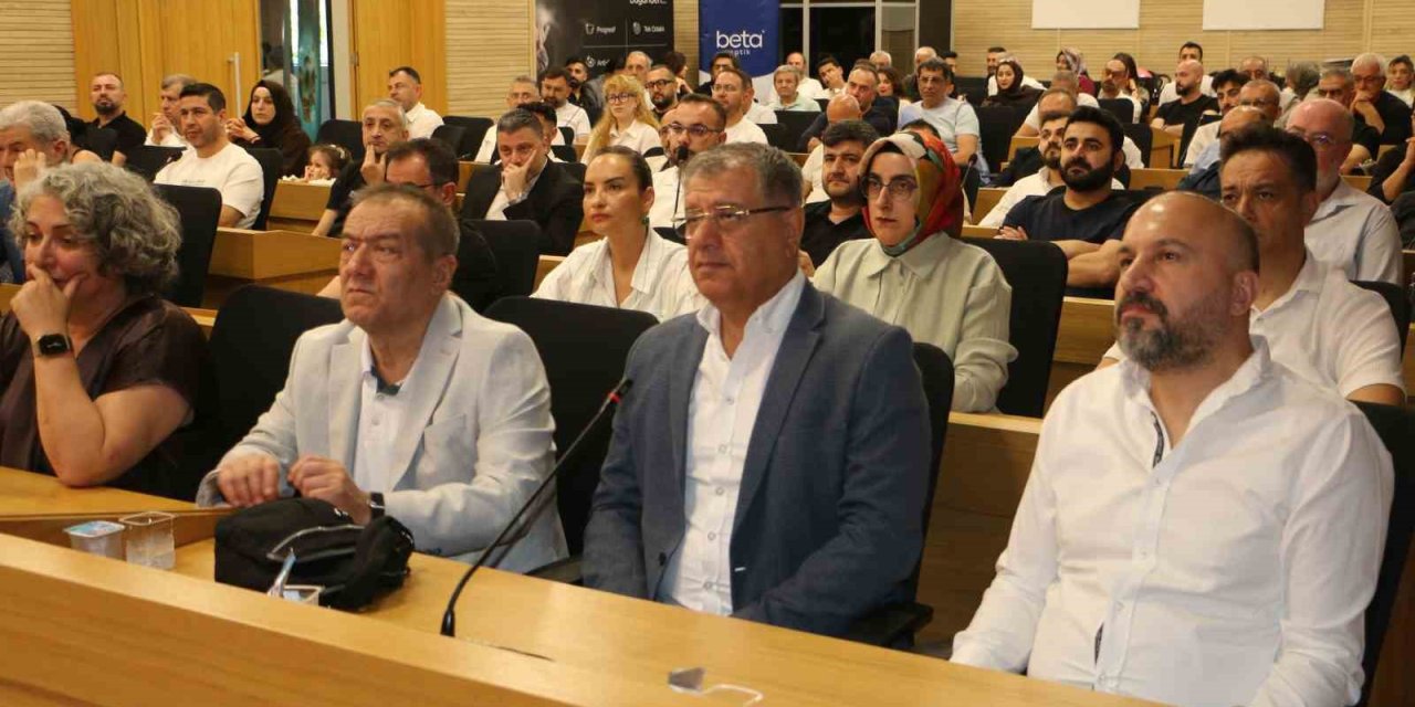 Diyarbakır’da ’Optisyenlik Meslek Birliği Eğitim Çalıştayı’ 