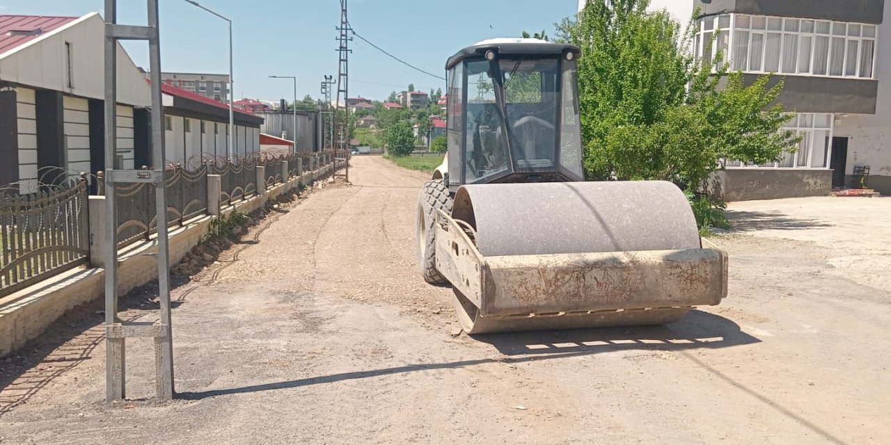 İpek Mahallesi’ndeki yeni bağlantı yolu trafiğe aç