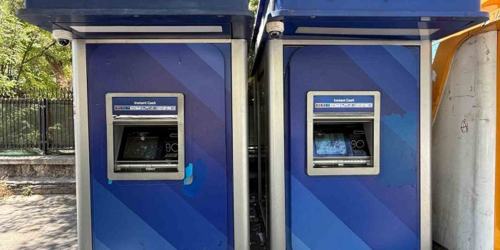 Yapı Kredi Bankası ATM’si kurşunlandı