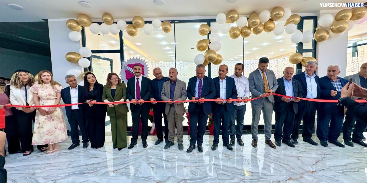 Yüksekova’da Anha Hair Makeup Studio işletmesi açı