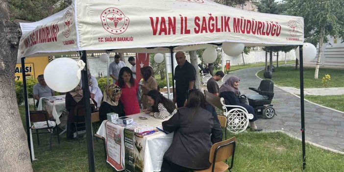 Van’da "Hareket yaşını öğren, sağlıklı yaşa" kampanyası başladı