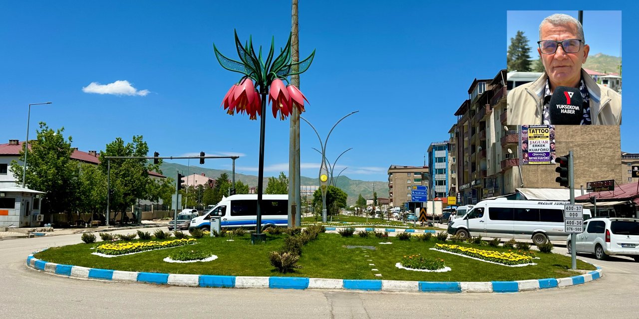 Yüksekova: İpekyolu Caddesi orta refüjü 15 bin çiçekle buluşuyor