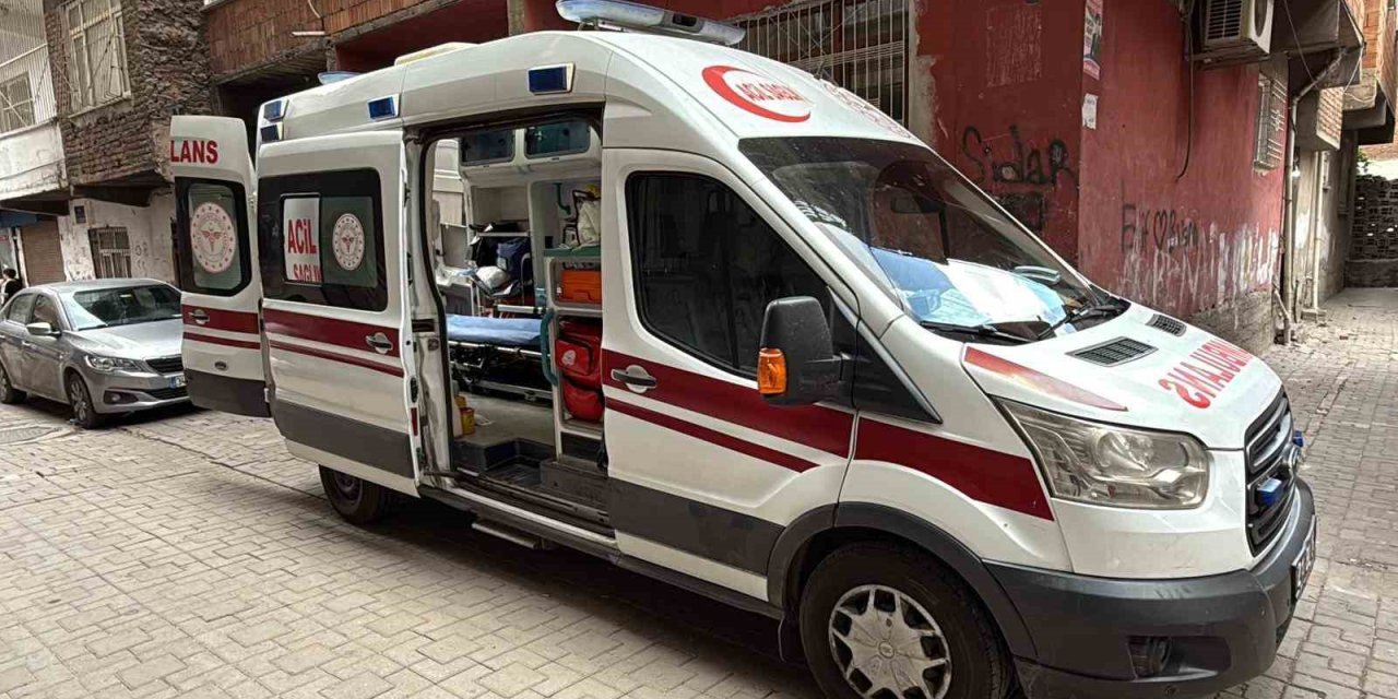 Diyarbakır'da yalnız yaşayan adam evinde ölü bulundu