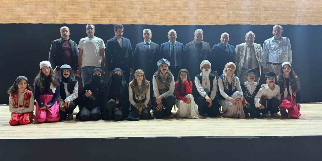 Muradiye’de Dede Korkut hikâyeleri izleyiciyle buluştu