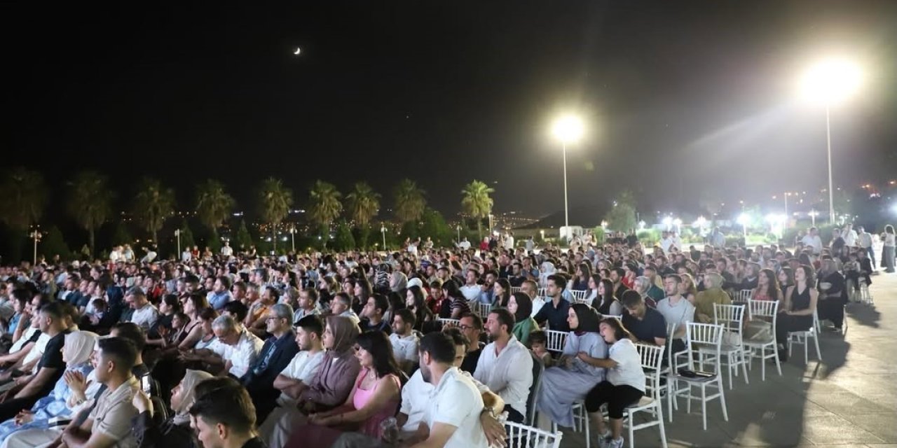 Cizre’de öğretmen ve öğrencilerden konser