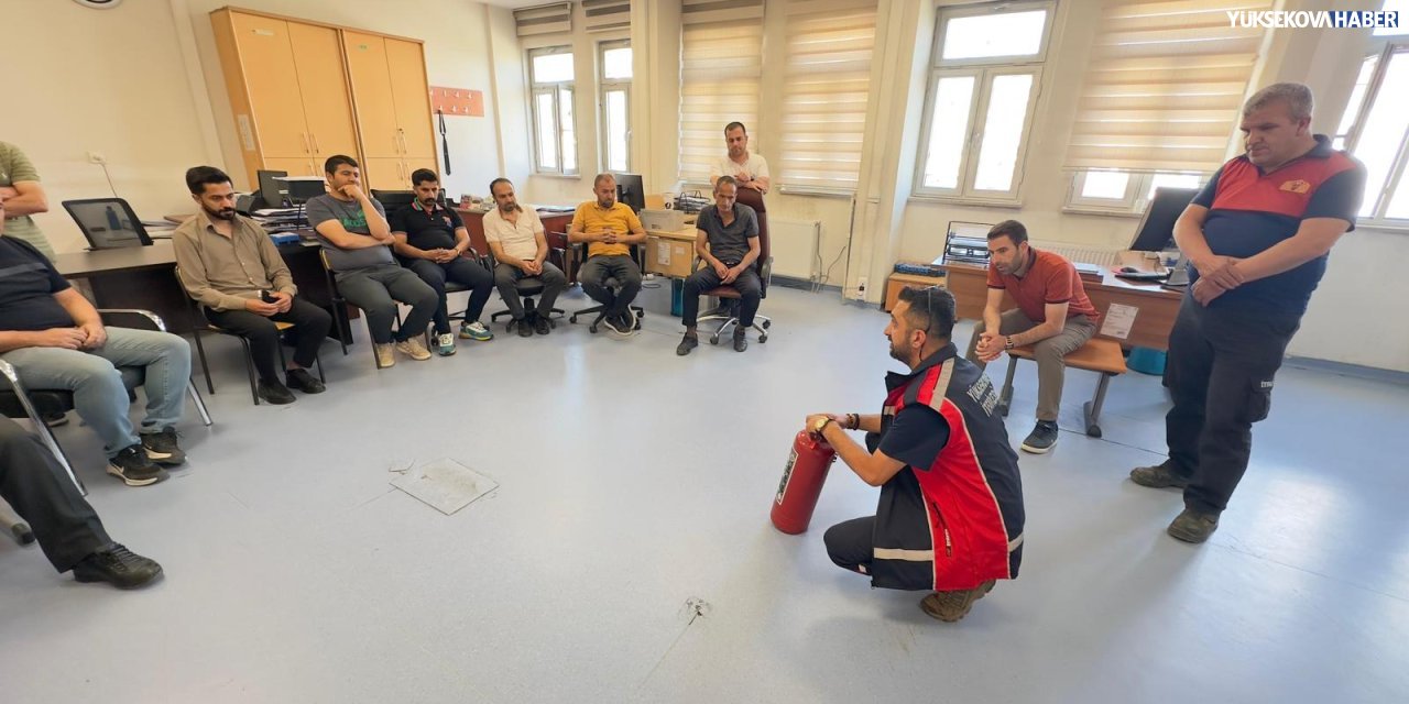 Yüksekova’da kamu personeline yangın güvenliği eğitimi