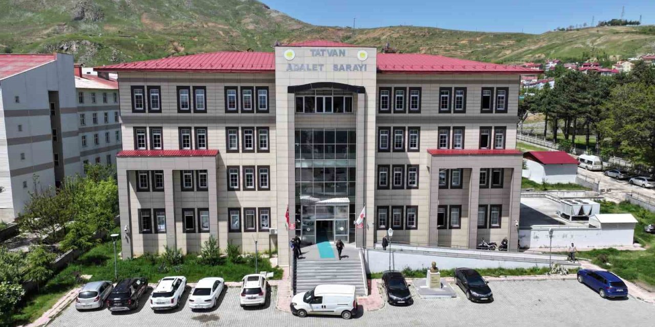 Tatvan merkezli yasa dışı bahis operasyonunda çok sayıda kişi gözaltına alındı