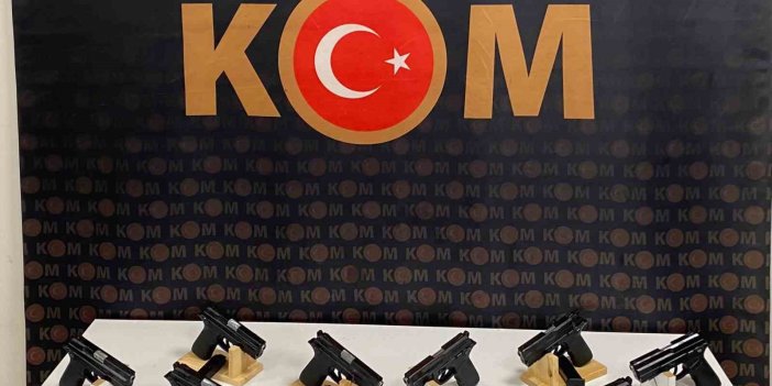 Artuklu'da 13 ruhsatsız tabanca ele geçirildi