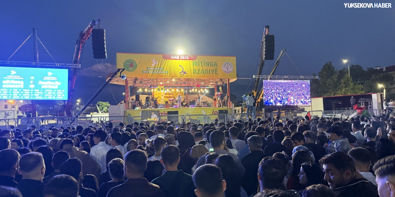 Koma Amed, 38 yıl sonra ilk kez Van’da sahne aldı