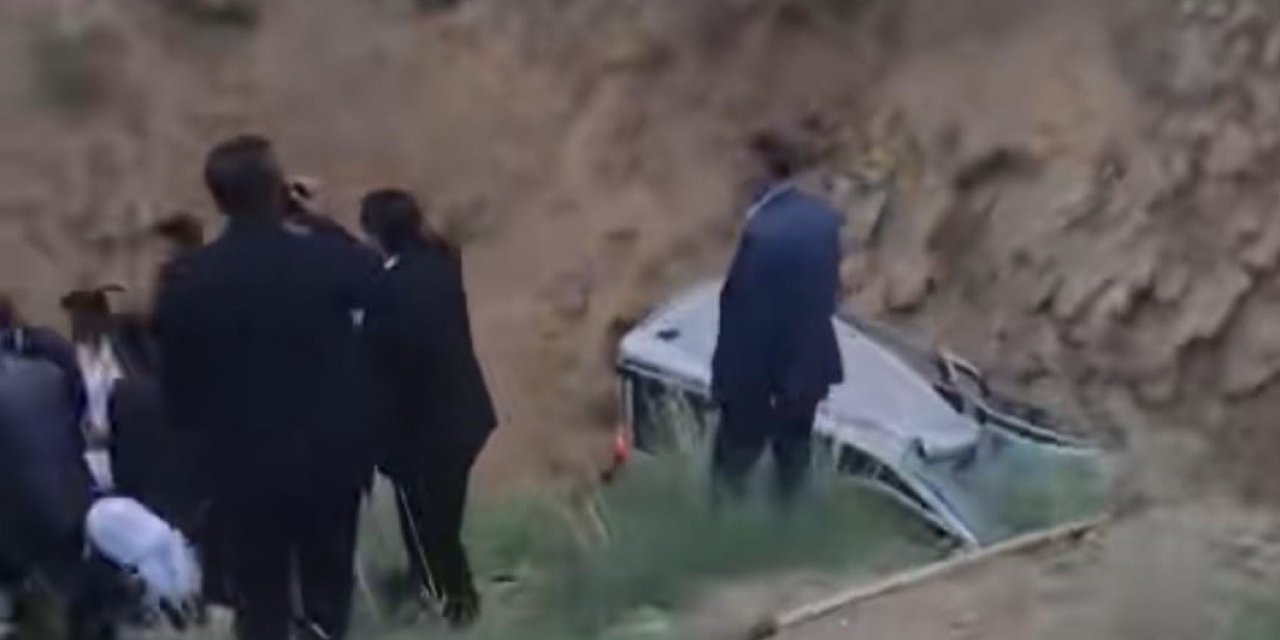 Başkale’de araç şarampole yuvarlandı: 1 ölü
