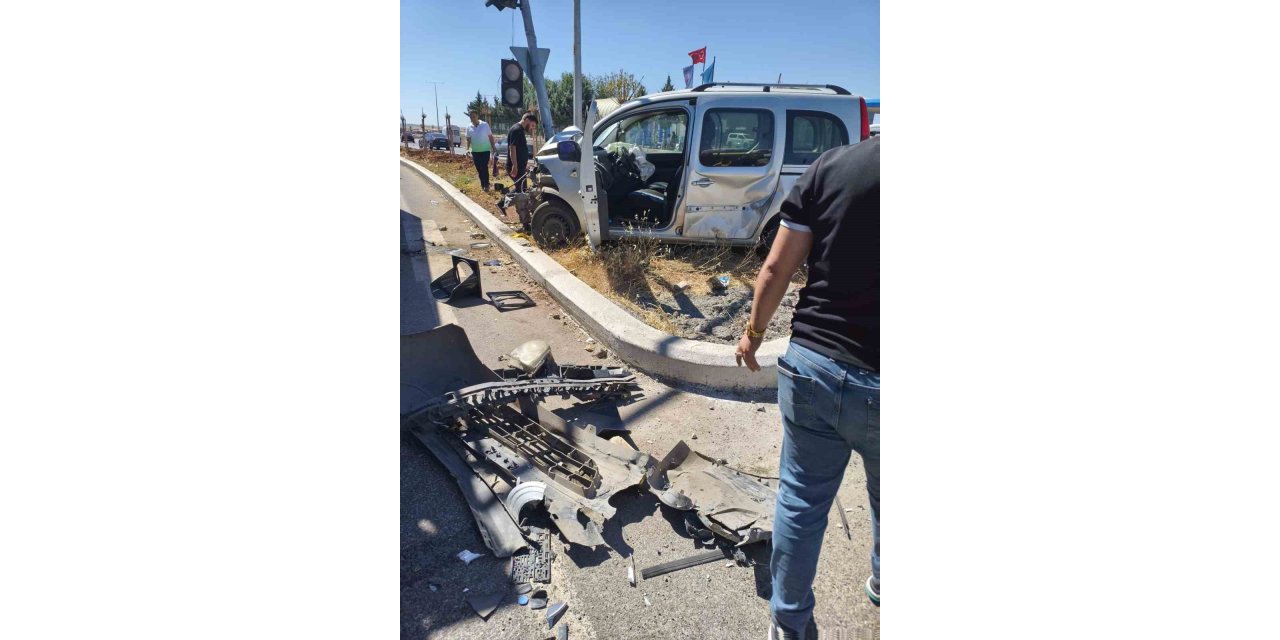 Diyarbakır’da trafik kazası: 3 yaralı