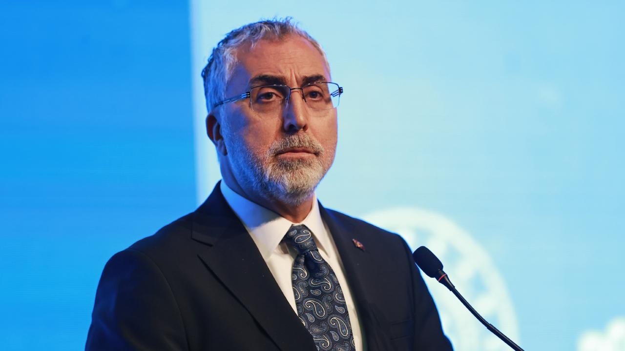 Bakan Işıkhan'dan 'en düşük emekli aylığı' açıklaması
