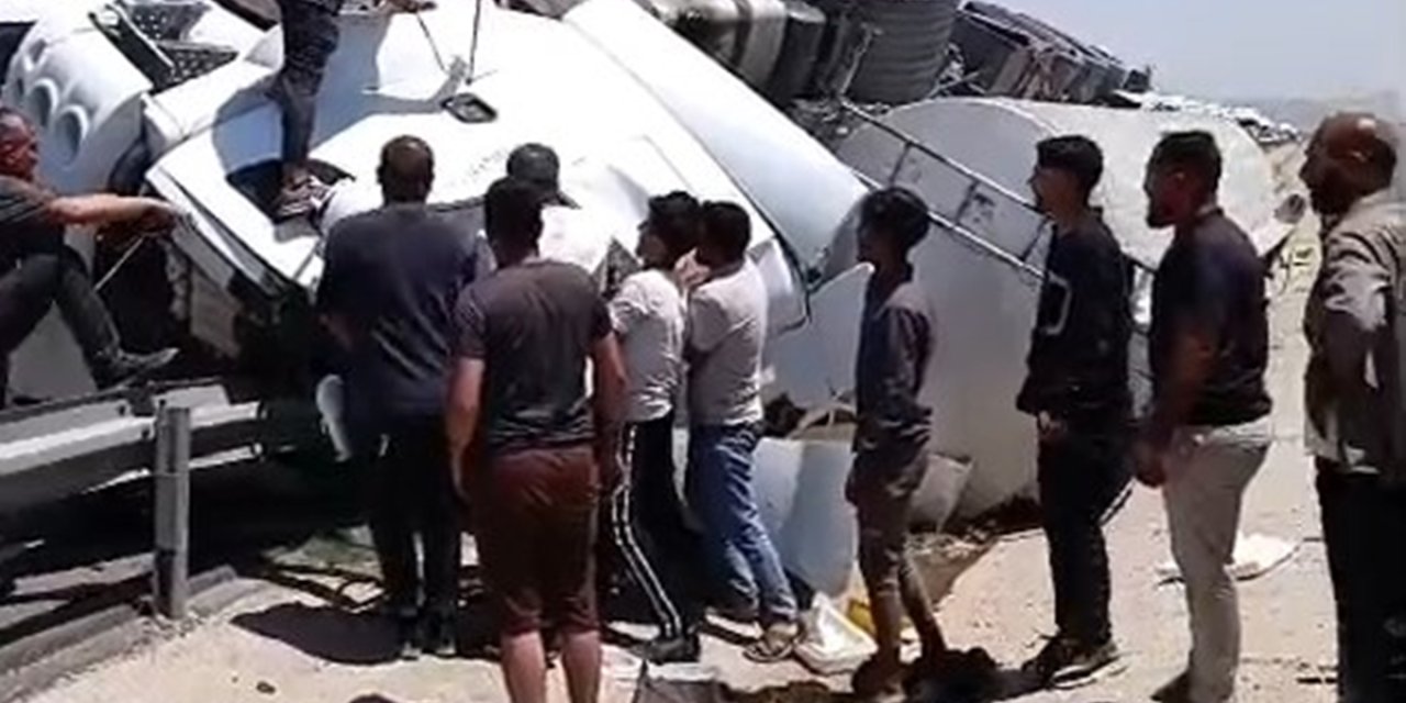 Şırnak'ta devrilen tankerin şoförü öldü