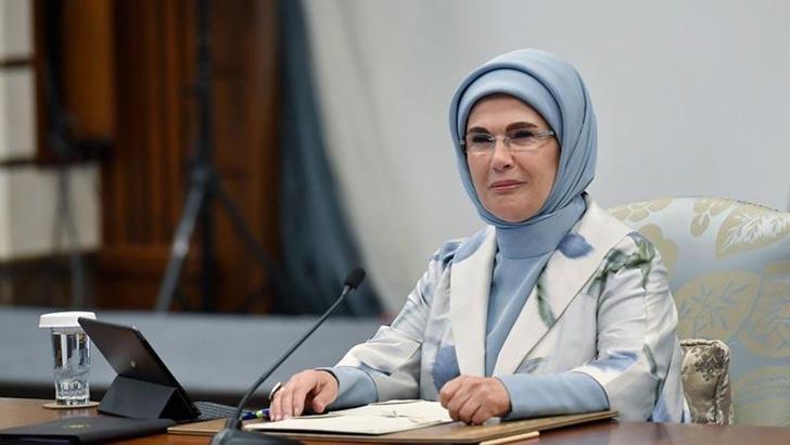 Emine Erdoğan, Srebrenitsa Soykırımı'nda hayatını kaybedenleri andı