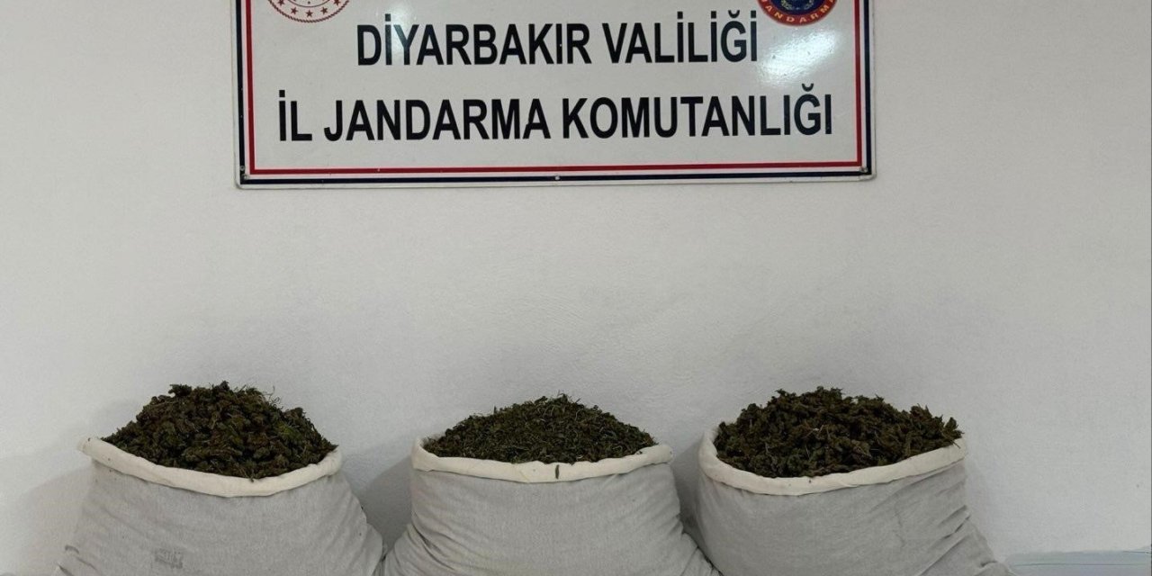 Diyarbakır’da 107 kilo esrar ele geçirildi