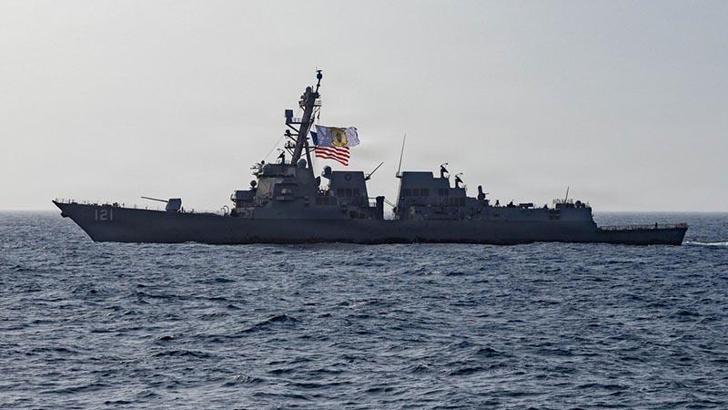 CENTCOM: Ablukayı ihlal etmeye çalışan 2 ticari gemi geri çevrildi