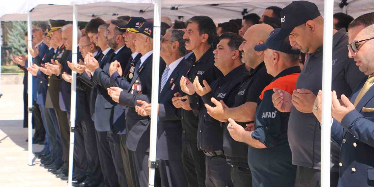 Diyarbakır Hava Şehitliğinde 15 Temmuz anma programı