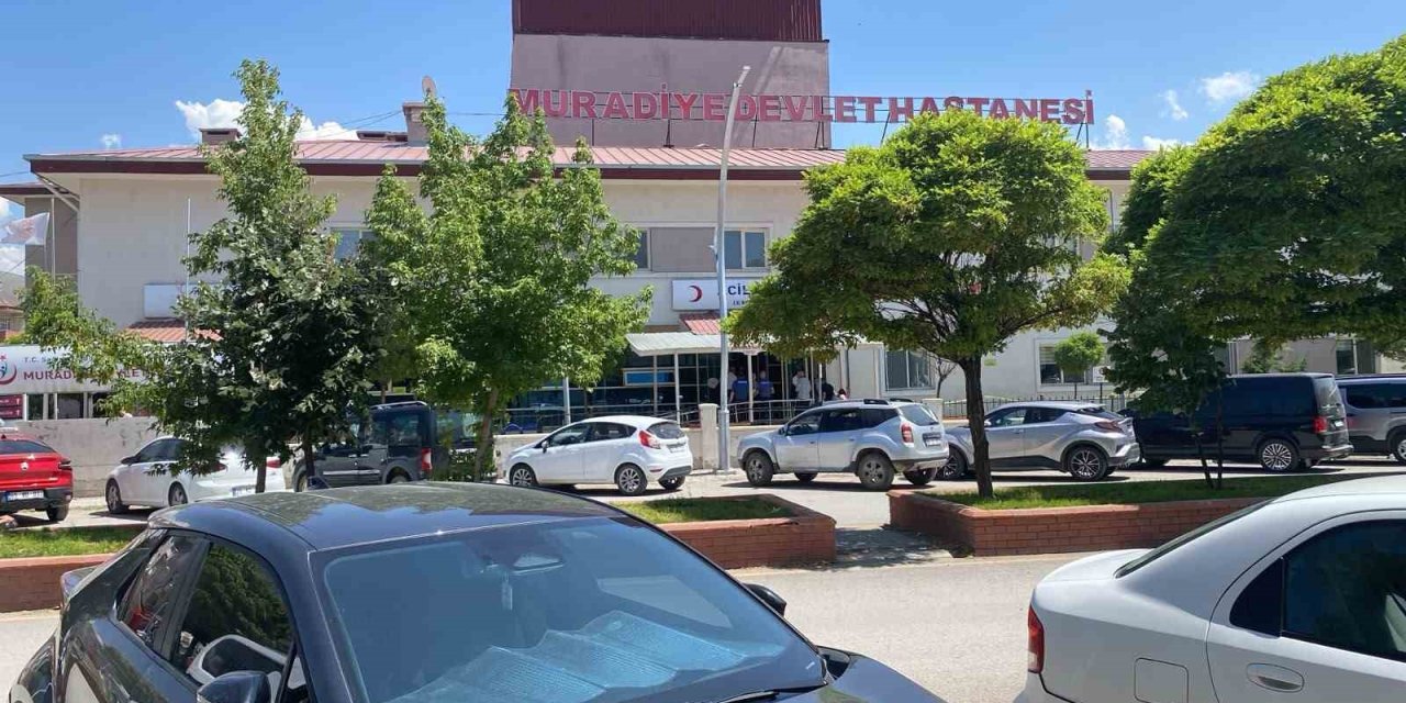 Van’da silahlı ve sopalı kavga: 15 yaralı