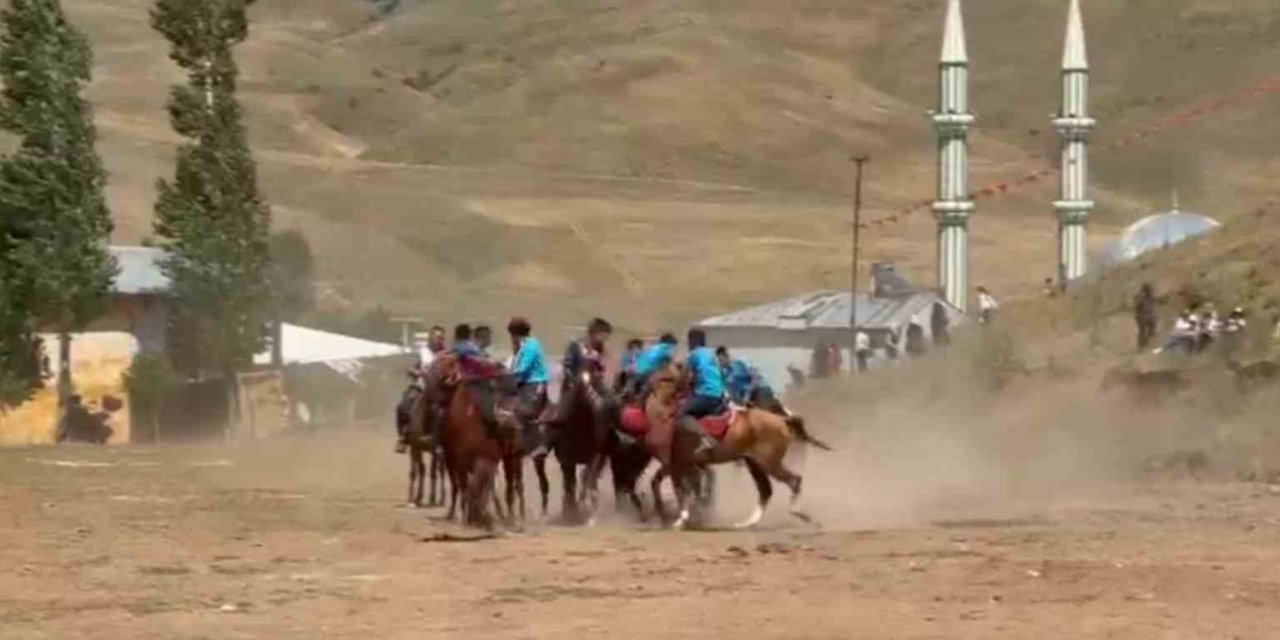 Erciş’te "12. Ulupamir Kültür Şöleni"