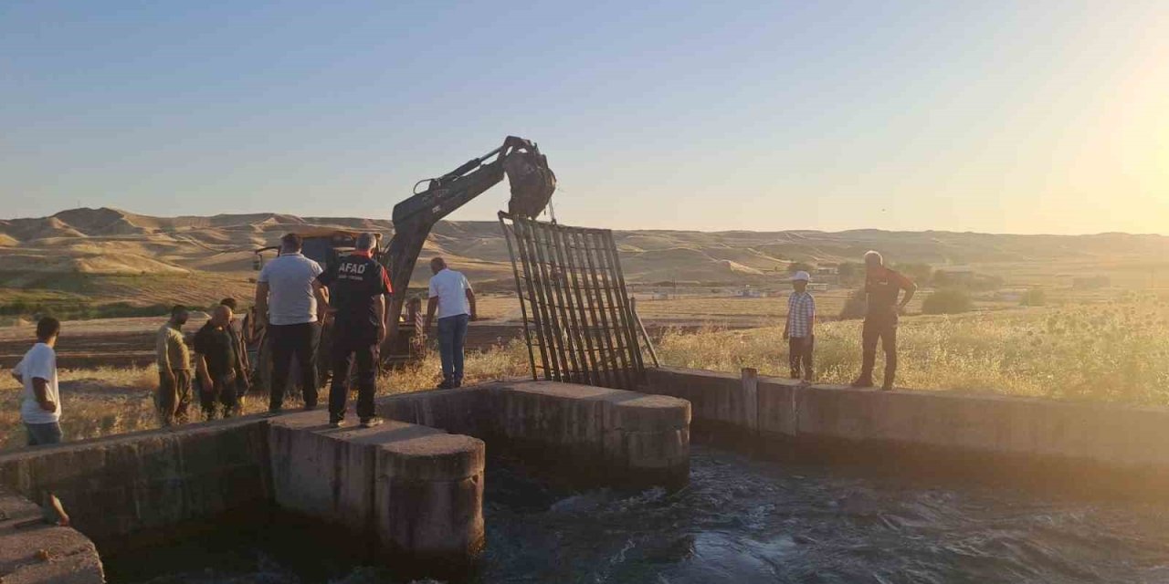 Sulama kanalında kaybolan çoban için arama çalışması başlatıldı