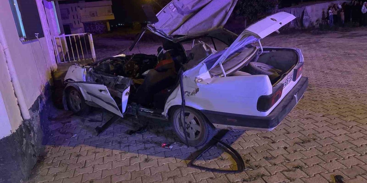 Mardin’de otomobil ile traktör çarpıştı: 4 yaralı