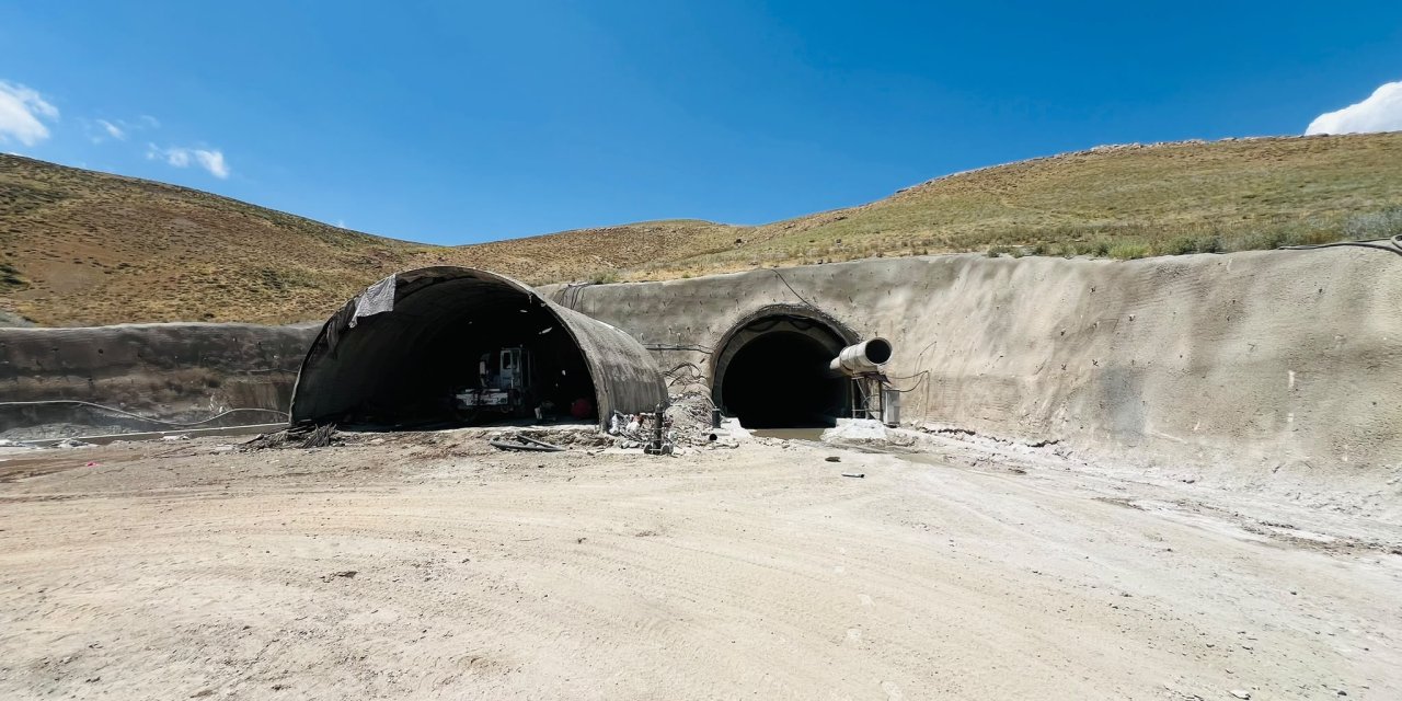 Yeniköprü tünellerinde kazı 2 bin 850 metreyi geçti
