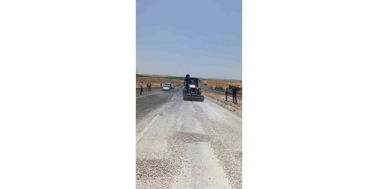 Diyarbakır’da hafriyat kamyonu devrildi: 1 kişi yaralandı