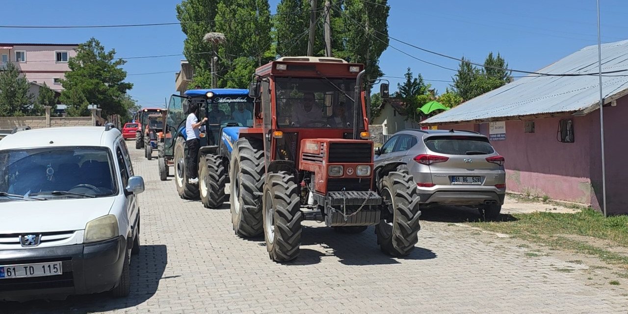 Van'da düğündeki sürprizler davetlileri kahkahaya boğdu
