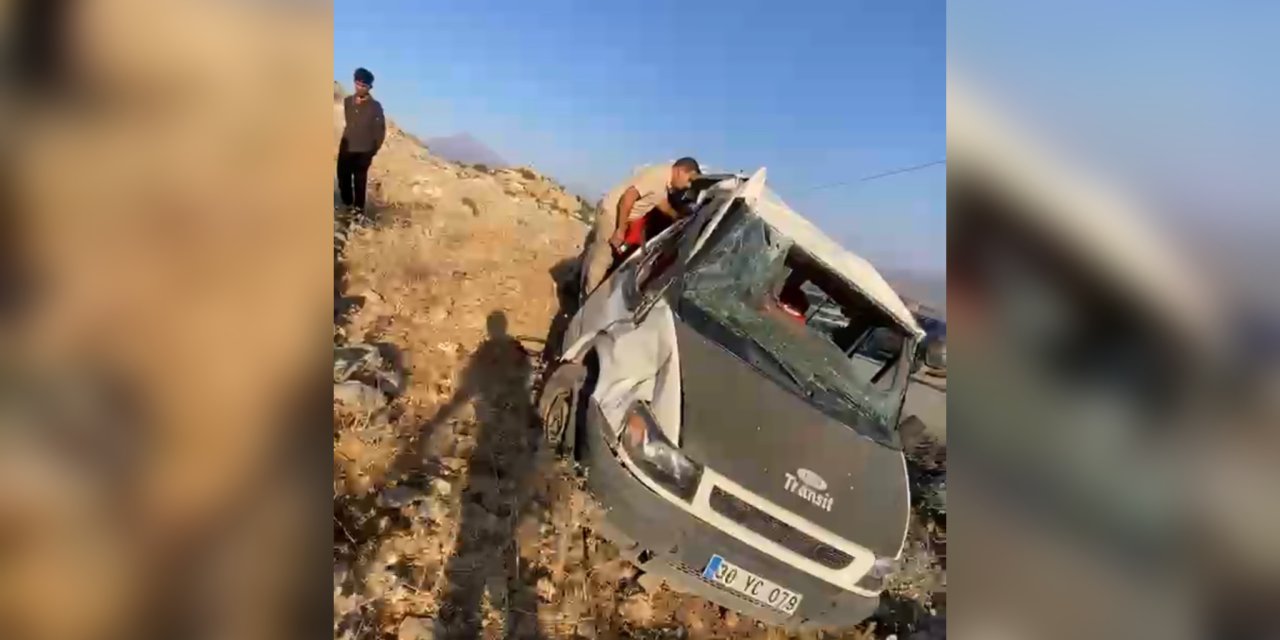 Derecik'te trafik kazası: 3 kişi yaralandı