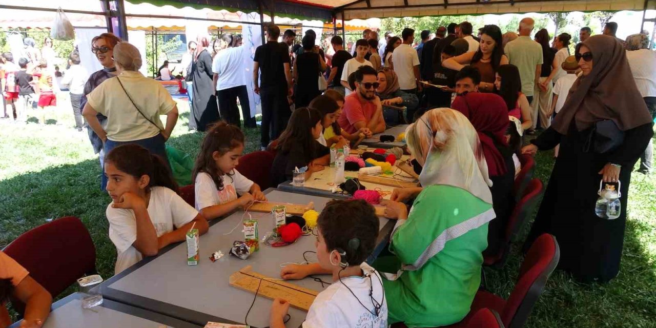 Van’da engelli bireyler için "Mutlu Çarşamba" etkinliği yapıldı