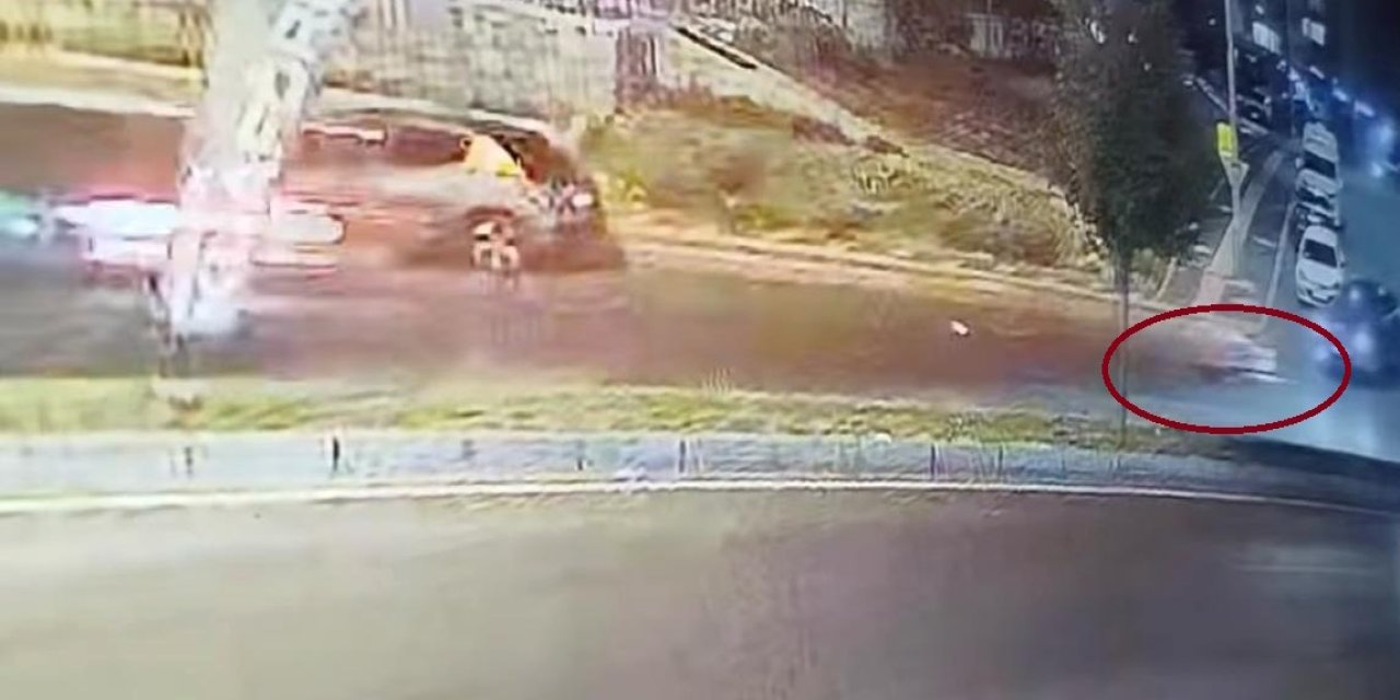 Ters yönde giden motosikletin otomobil ile çarpıştı