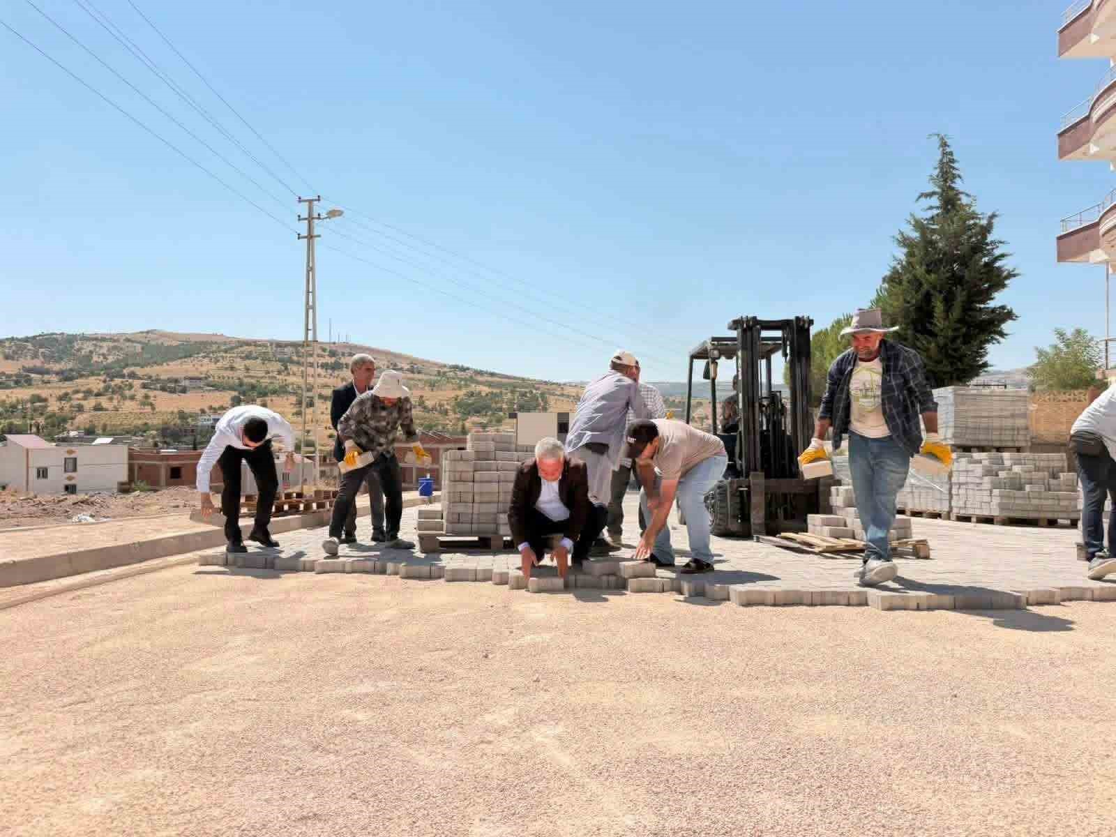 Diyarbakır'ın Çermik ilçesinde yol çalışması