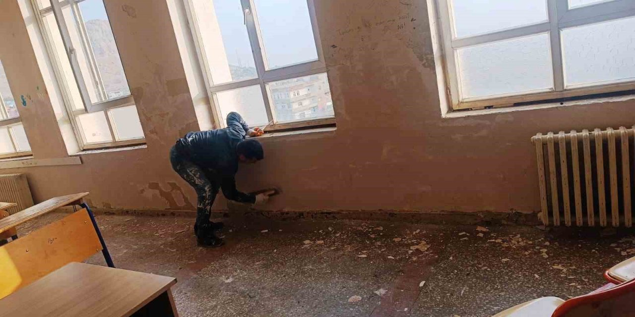 Mardin'de belediyeden okullarda yaz mesaisi