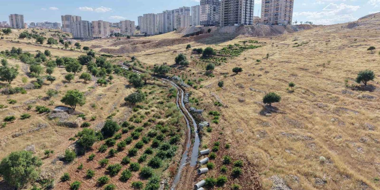 Mardin’de açıktan akan dere yer altına alınıyor