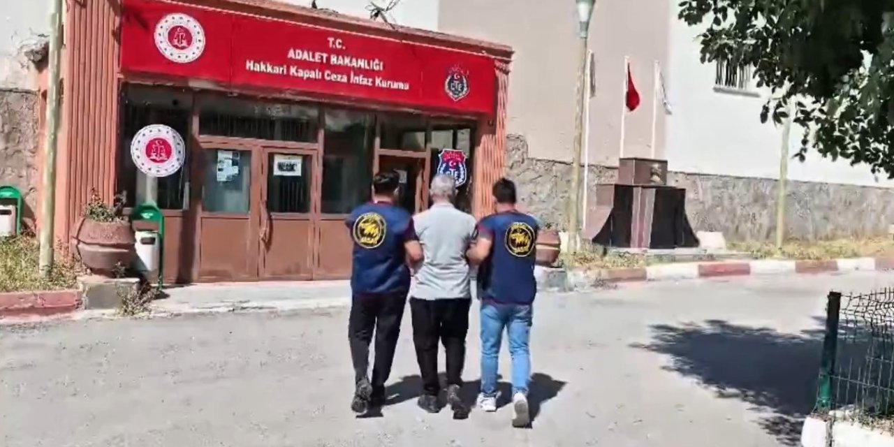 Hakkari’de 20 yıl 7 ay hapis cezası bulunan firari yakalandı