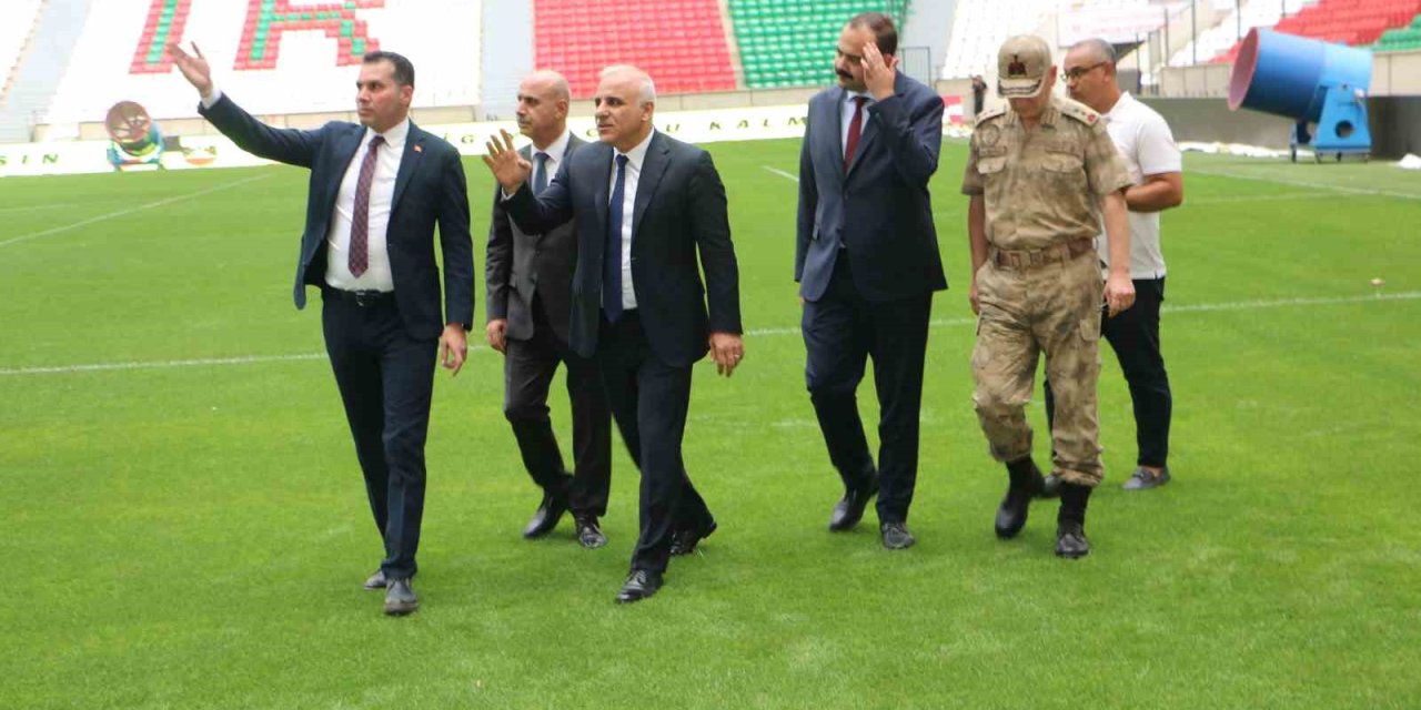Vali Zorluoğlu’ndan Diyarbakır Stadyumu’nda inceleme