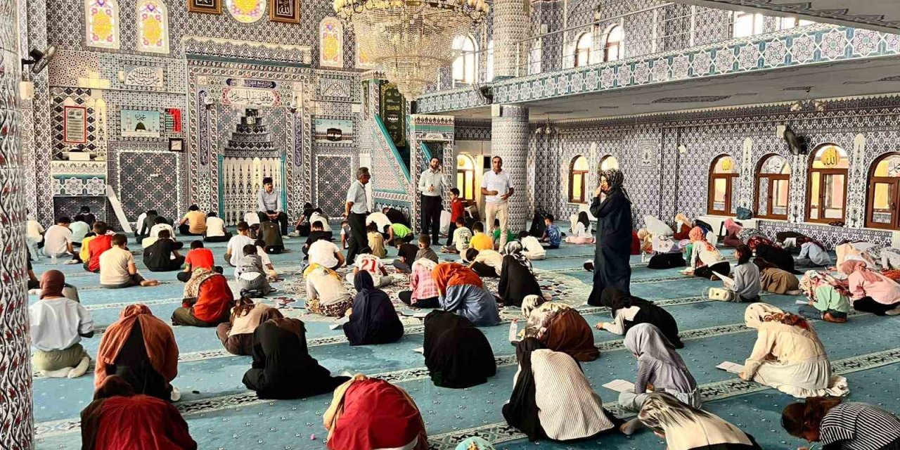 Kur’an kursları arası bilgi yarışması gerçekleştirildi