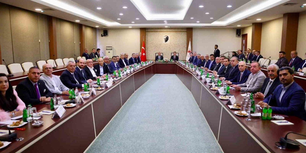 Veysi Duyan, Ankara’da tarım ve ticaret sektörü toplantısına katıldı