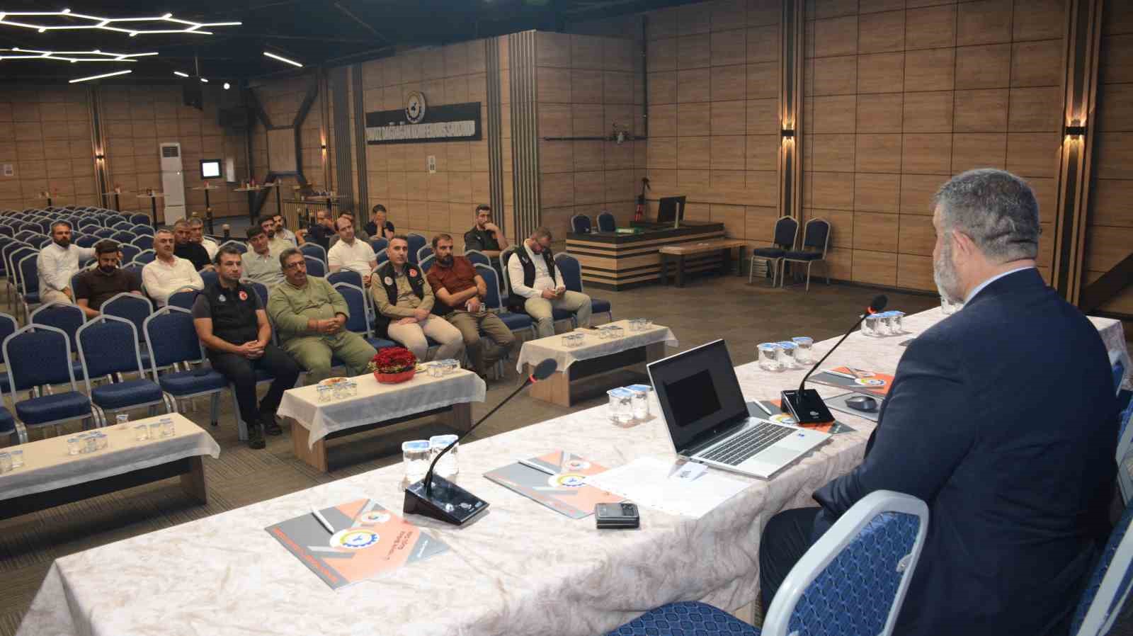 Tatvan’da bims sektörüne yönelik "Standartlar ve Kalite" semineri yapıldı